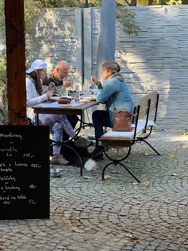 Comentarii opinii despre Restaurace Rybářská bašta