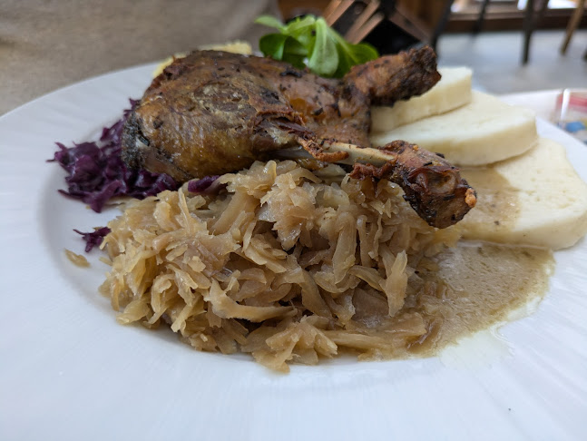 Rodinná Restaurace Pod Lípami - Gastronomie a pohostinství