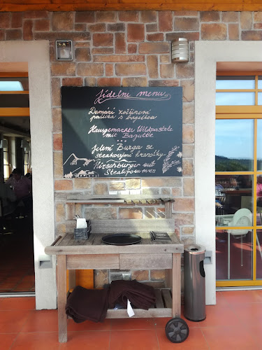 Hotel a restaurace Krušnohorský Dvůr