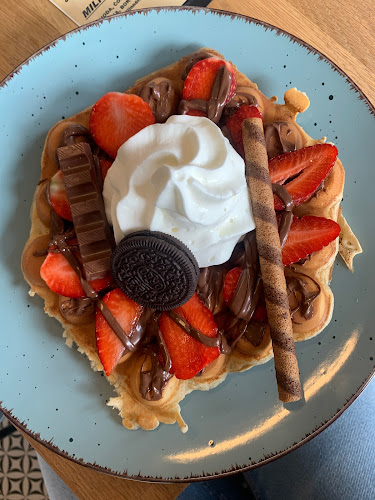 Bubble Waffle Bistro Cafe - Praha 6