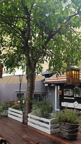 Comentarii opinii despre Cathedral Café