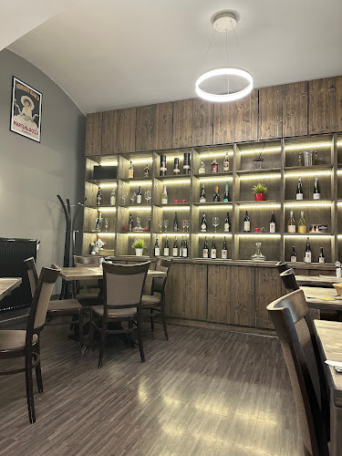 Opinii despre Restaurant Corso Bartůšková Zdeňka în střed - Gastronomie a pohostinství