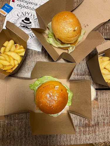 Opinii despre CAPONE BURGER în Nový Hradec Králové - Gastronomie a pohostinství