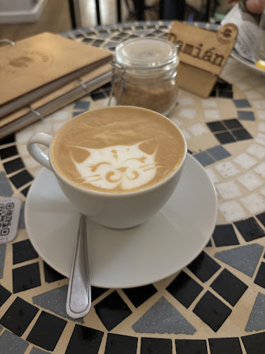 Comentarii opinii despre Kavárna Kočičí Praha