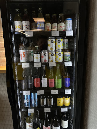 Opinii despre RESPEKT COFFEE Radlická în Praha 5 - Gastronomie a pohostinství