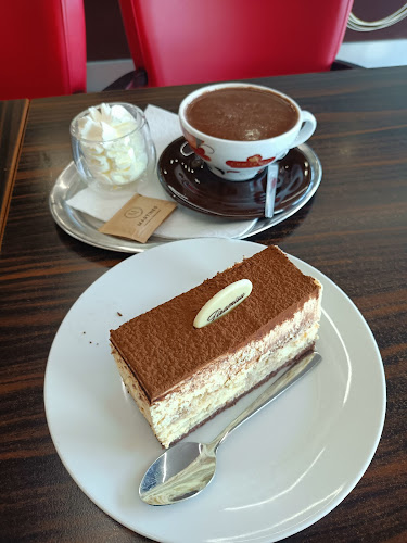 MARTINES Cukrárna & Fresh snack - Gastronomie a pohostinství