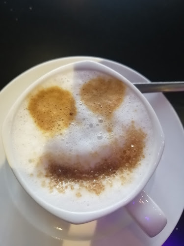 Opinii despre Cafe Imperial Liberec în Liberec - Gastronomie a pohostinství