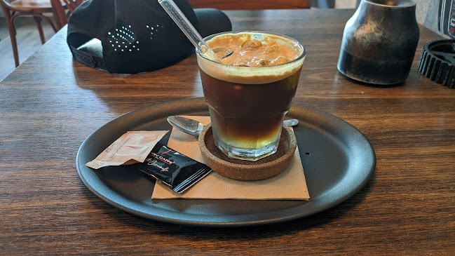 Opinii despre INDUSTRY caffe bar în Dvůr Králové nad Labem - Gastronomie a pohostinství