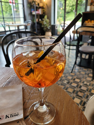 Comentarii opinii despre Café Klišé