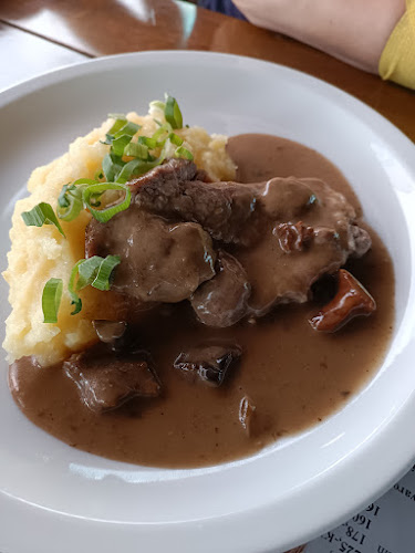 Opinii despre Krčma Středověk în Frýdek-Místek - Gastronomie a pohostinství