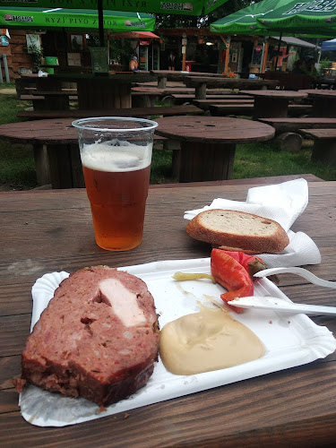 PÁDLO MORAVA cyklisticko-vodacký kemp, půjčovna lodí a raftů - Gastronomie a pohostinství