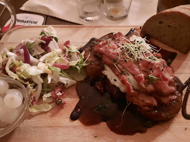 Opinii despre Restaurace U zimního stadionu în Hradec Králové - Gastronomie a pohostinství