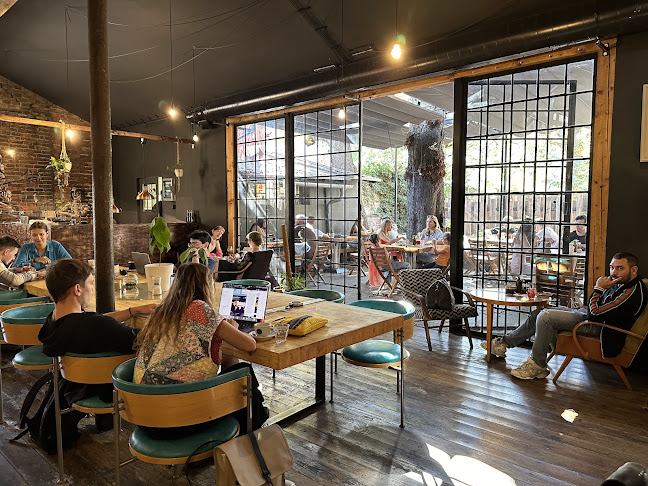 Comentarii opinii despre Kavárna co hledá jméno