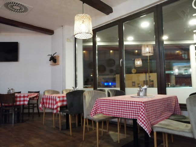 Momento - Gastronomie a pohostinství