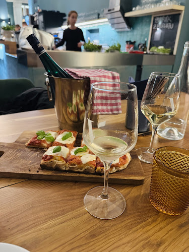 Strada del Vino - Gastronomie a pohostinství