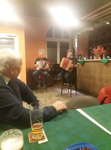 Klub Déčko - Gastronomie a pohostinství