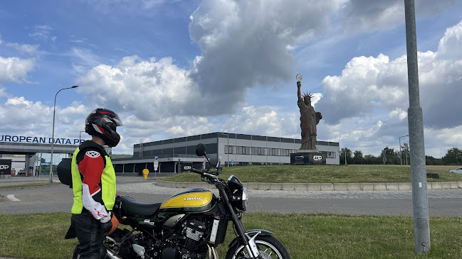 Opinii despre Kavárna Mohyla míru în Brno - Gastronomie a pohostinství