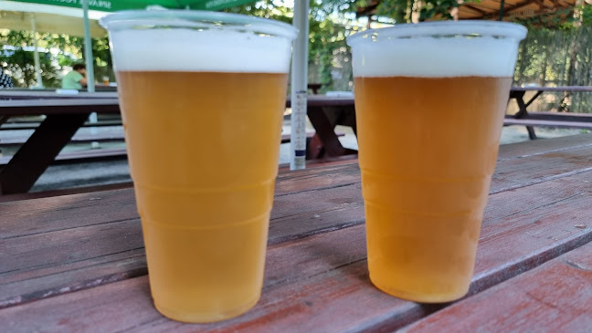 Opinii despre Občerstvení u Sparty în Praha - Gastronomie a pohostinství