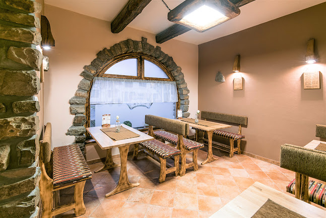 Hlavní 33, 687 25 Hluk