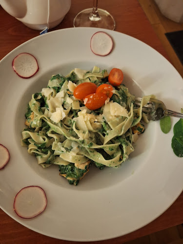 Penzion 14 - restaurace a ubytování - Hostinné