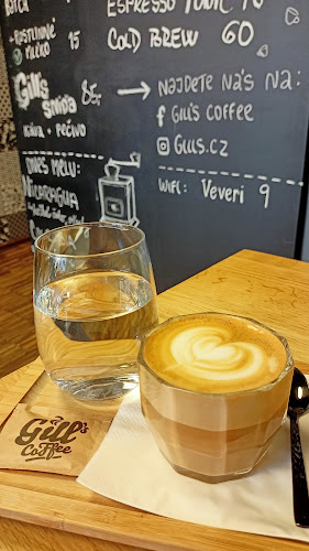 Opinii despre Gill's Coffee Espresso Bar în Brno - Gastronomie a pohostinství