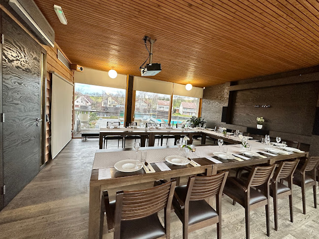 Opinii despre Restaurace Na koupališti în Zlín - Gastronomie a pohostinství