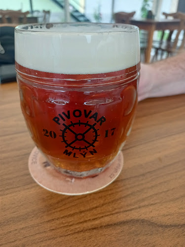 Opinii despre Pivovar Mlýn în Ústí nad Labem - Gastronomie a pohostinství