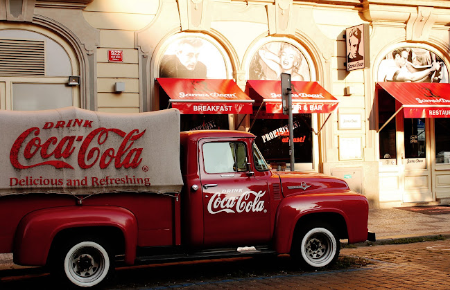 James Dean Prague - Gastronomie a pohostinství