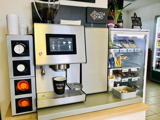 Kavárna Piazza Doro/Plzeň Tesco Rokycanská. - Gastronomie a pohostinství