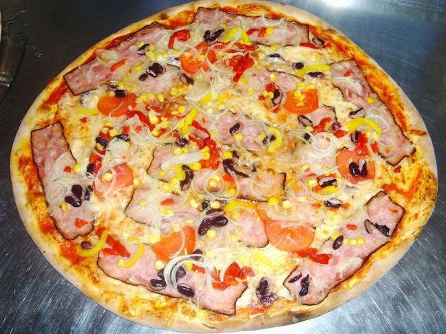 Opinii despre Pizza "HNED" în Praha - Gastronomie a pohostinství