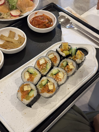 bonjuk and dosirak cafe