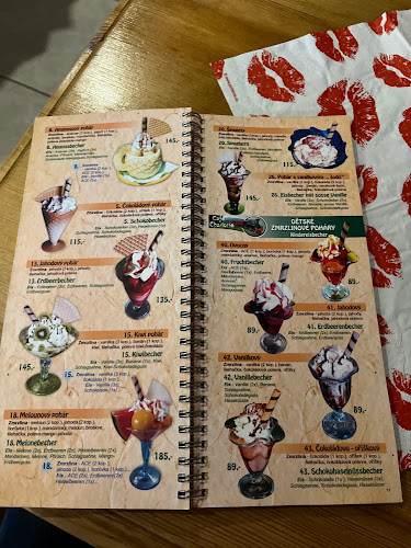 Comentarii opinii despre Café Charlotte