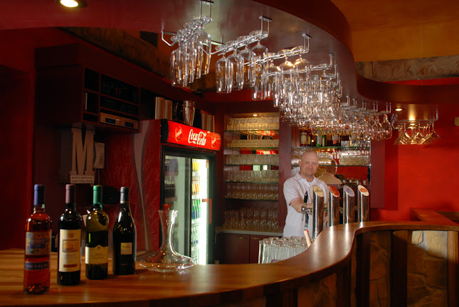 Pizzeria La Torretta - Gastronomie a pohostinství