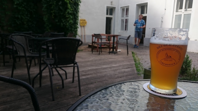 Bistro a Kavárna Na náměstí - Řeporyje