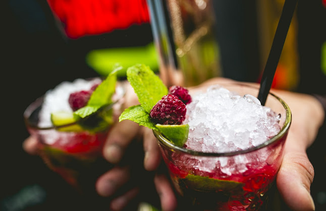 Opinii despre Déjávu music bar Prague în Staré Město - Gastronomie a pohostinství