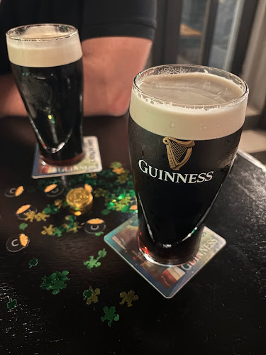 Arthur's Pub - Gastronomie a pohostinství