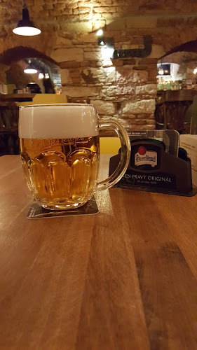 Opinii despre Serial Burgers în Nové Město - Gastronomie a pohostinství