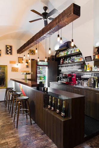 Comentarii opinii despre Nevinný Bar