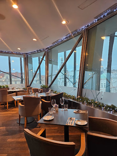 Comentarii opinii despre Tančící dům - Ginger & Fred Restaurant