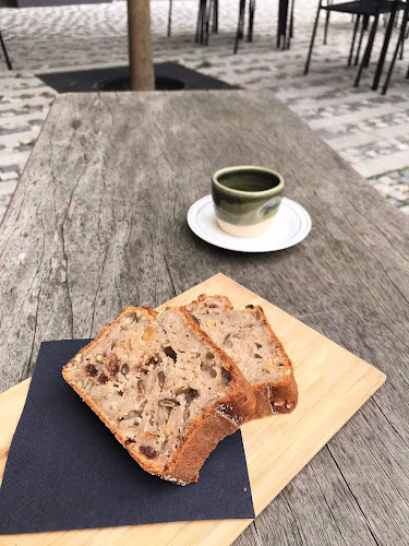 Comentarii opinii despre Kavárna Dejvického divadla