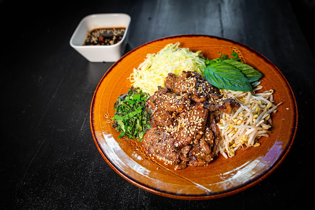 BẾP - autentická asijská restaurace - Gastronomie a pohostinství