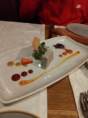 Opinii despre Bílá kráva - steaky a francouzská venkovská kuchyně în Vinohrady - Gastronomie a pohostinství