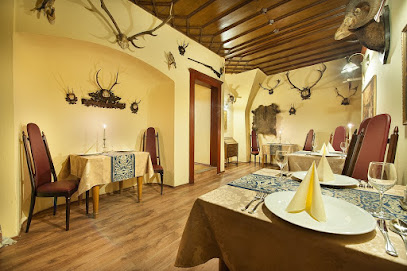 Zámecká restaurace Hrubá Skála