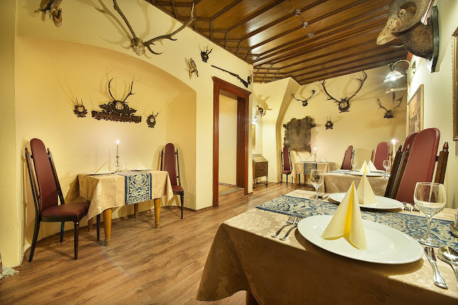 Zámecká restaurace Hrubá Skála