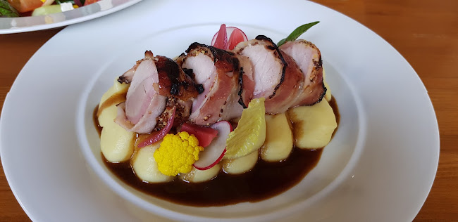 Restaurace U Kostela