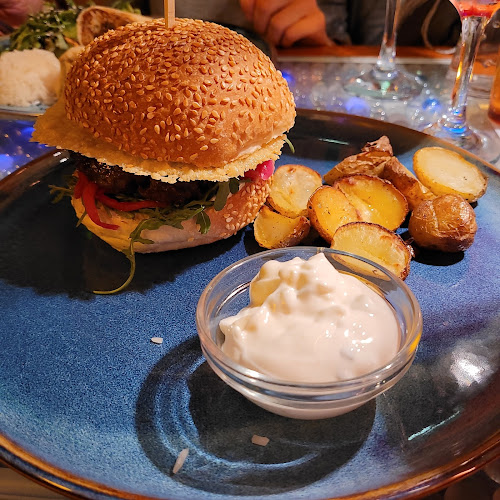 Lehká hlava - vegetariánská restaurace - Gastronomie a pohostinství