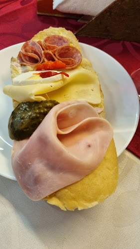 Opinii despre Cukrárna Sněhurka în Olomouc - Gastronomie a pohostinství