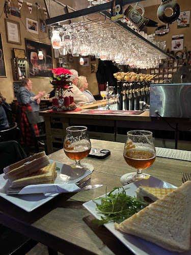 Comentarii opinii despre Gulden Draak Bierhuis