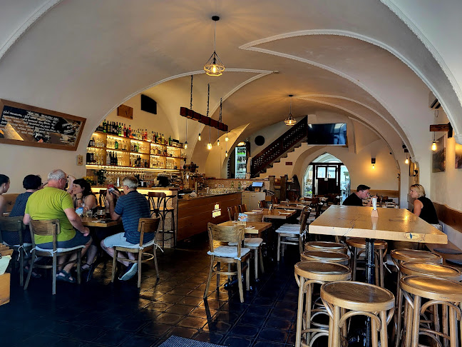 Opinii despre Pípa & Vývrtka restaurace în Sušice I - Gastronomie a pohostinství