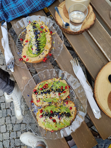 Žerotínovo nám. 152/3, 779 00 Olomouc 9